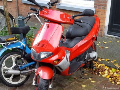 Gilera Runner SP rood